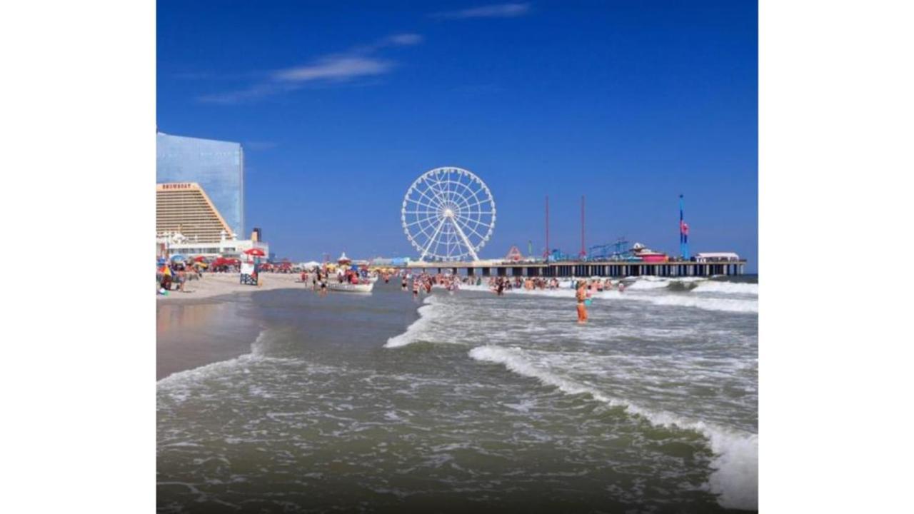 Astonishing Ocean Front Condo Cozysuites At Showboat Атлантик Сити Екстериор снимка